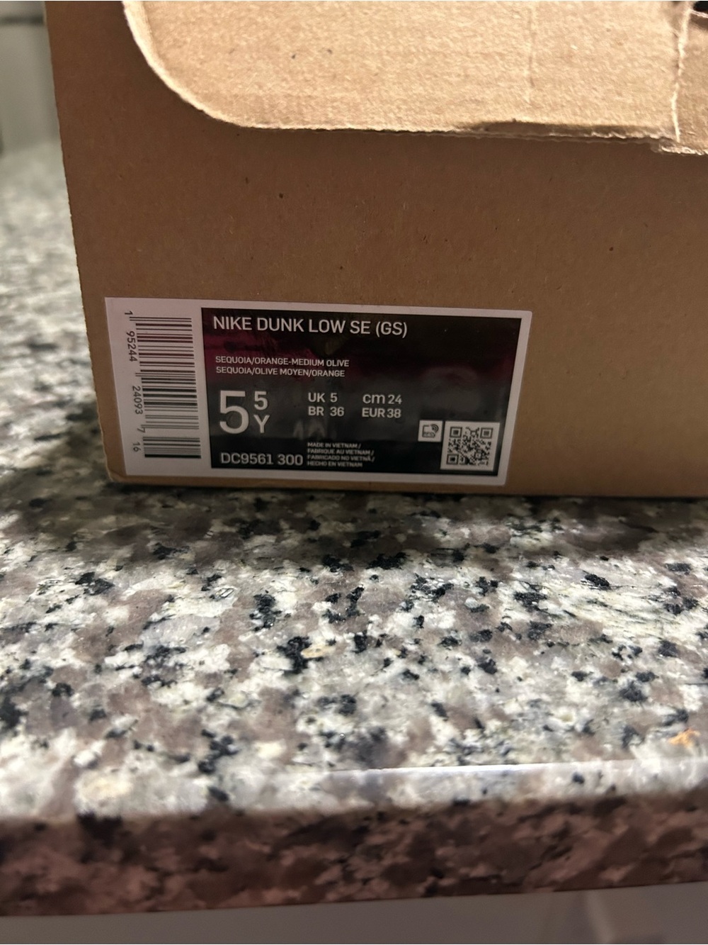 Packaging Box Not Related to VR